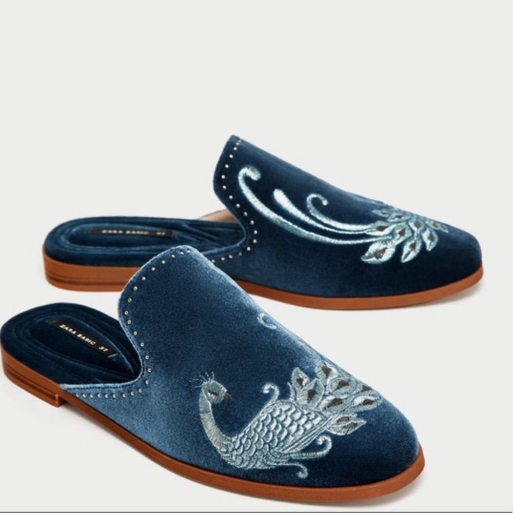ZARA SUEDE PEACOCK MULES 🦚
